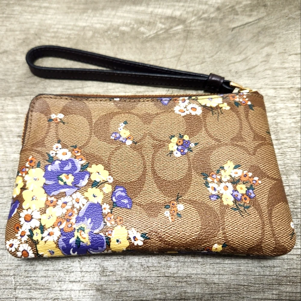 Coach Corner Zip Wristlet Floral Medley Bouqet - Purple & Yellow *FAST SHIPPING* - Picture 6 of 7